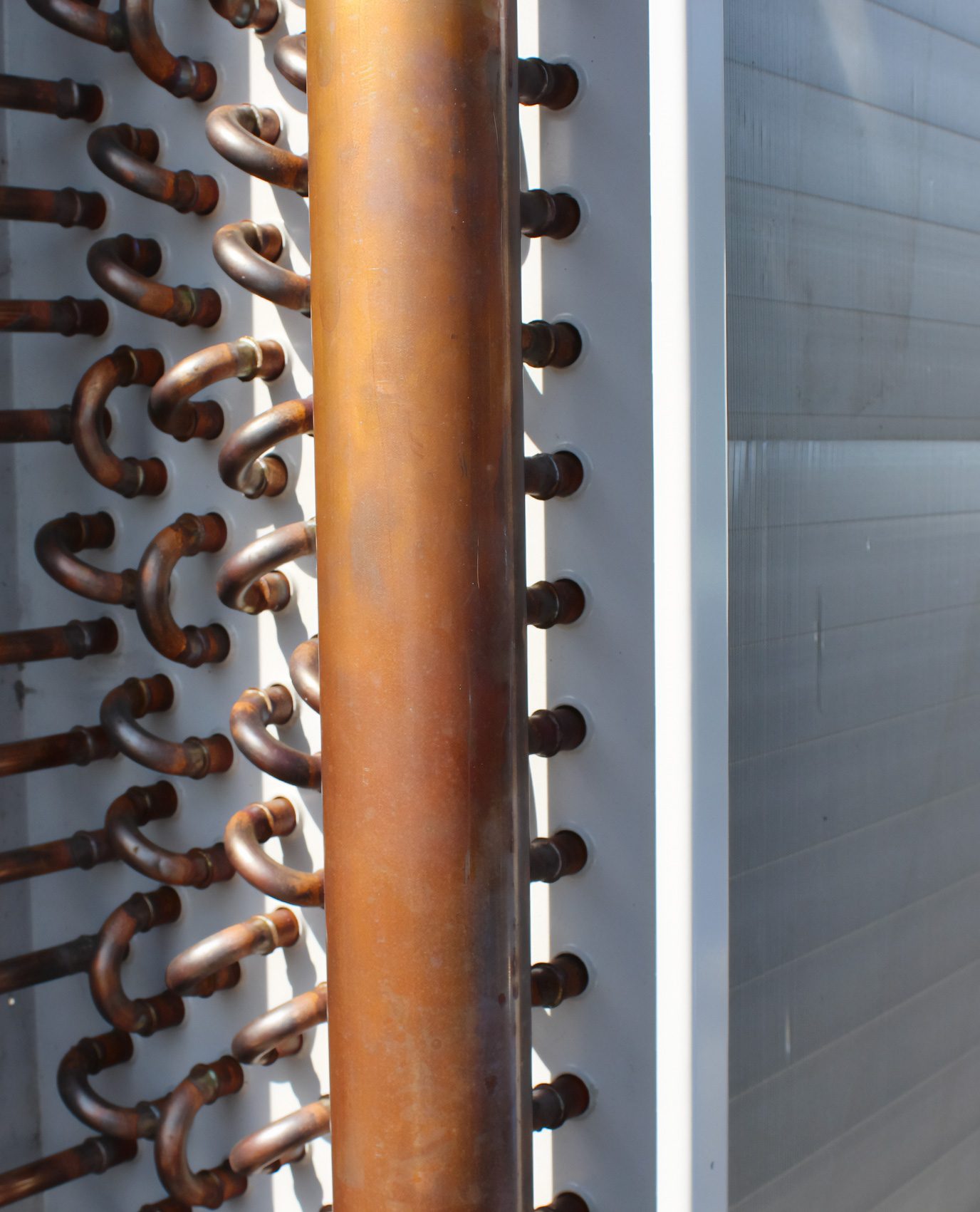 Converting thermal energy into drying air