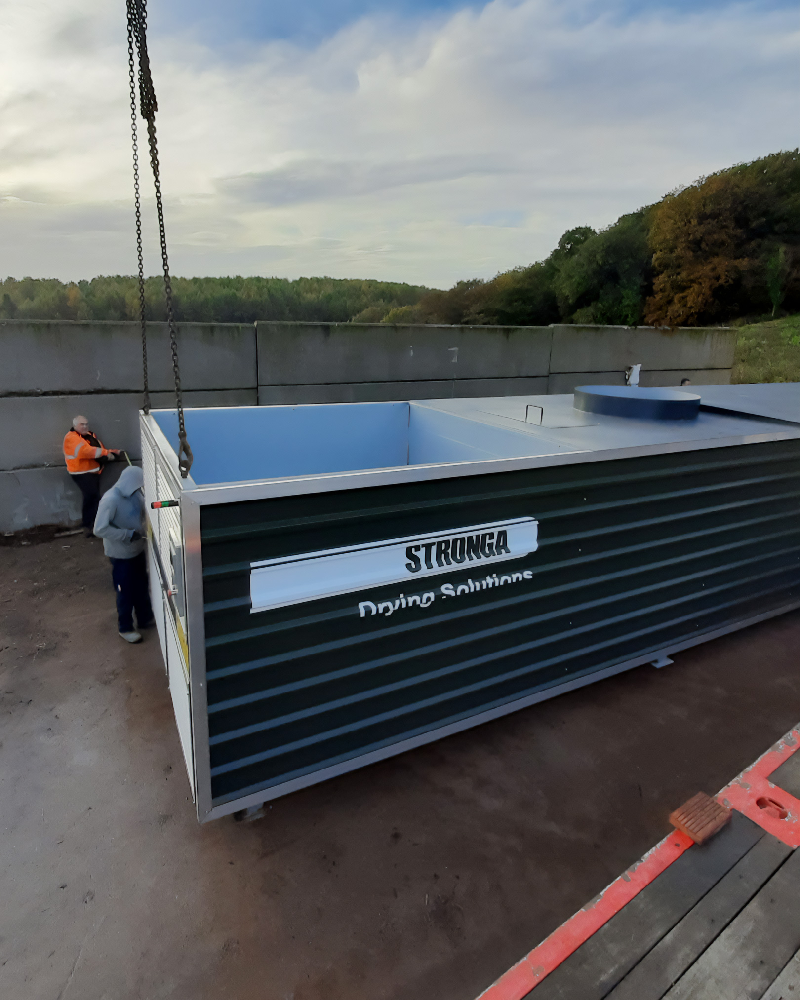 FlowDrya crane delivery and setup